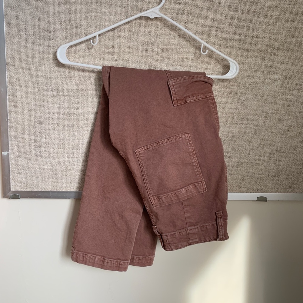 Universal Thread high rise slim straight mauve pants